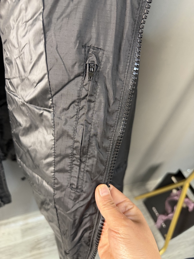 Trapstar Irongate Arch Puffer Jacket · ZT14061 — תמונה 8
