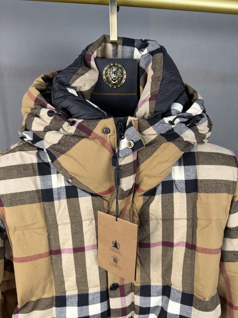 Burberry Check Hooded Puffer Jacket · ZT14041 — תמונה 2
