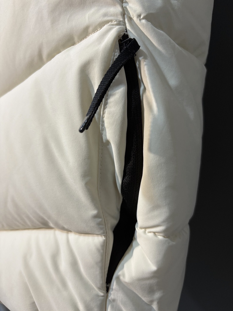 Moncler — וסט פוך · ZT14007 — תמונה 4