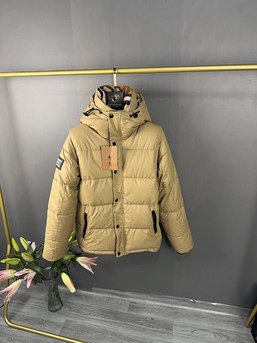 Burberry Ambleside Puffer Jacket · ZT14042
