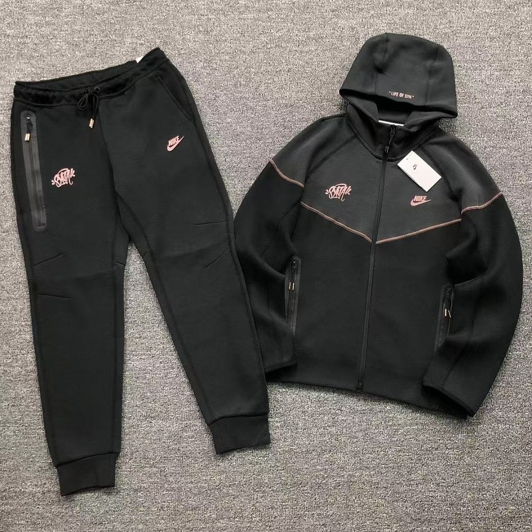 Nike Tech Fleece x Central Cee · ZT14107