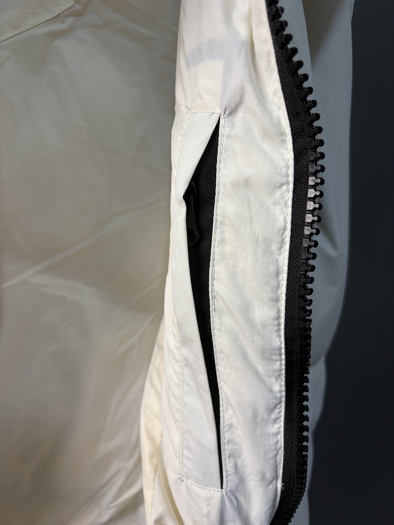 Canada Goose Grandview Cropped Vest · ZT14032 — תמונה 18