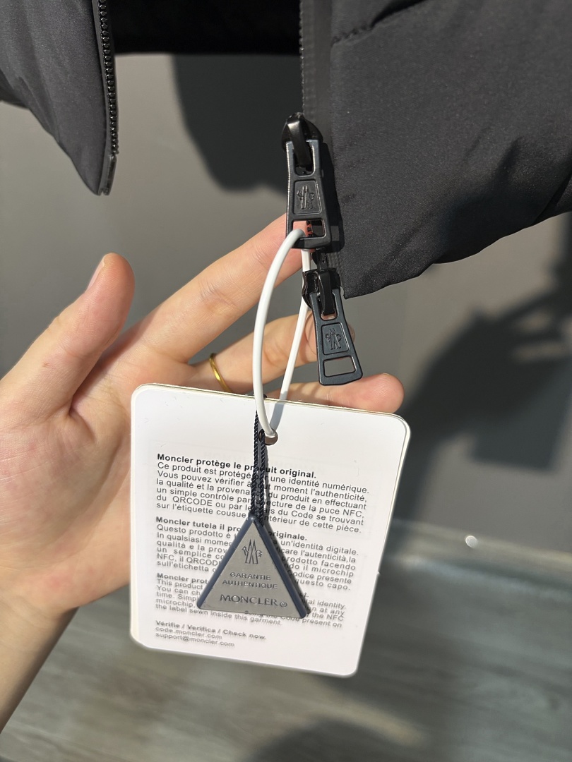 Moncler — וסט פוך · ZT14008 — תמונה 10