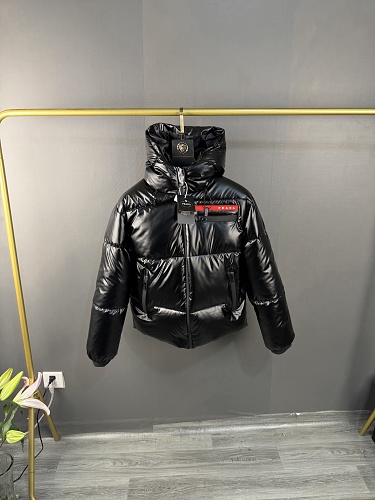 Prada Light Re-Nylon Hooded Puffer Jacket · ZT14013