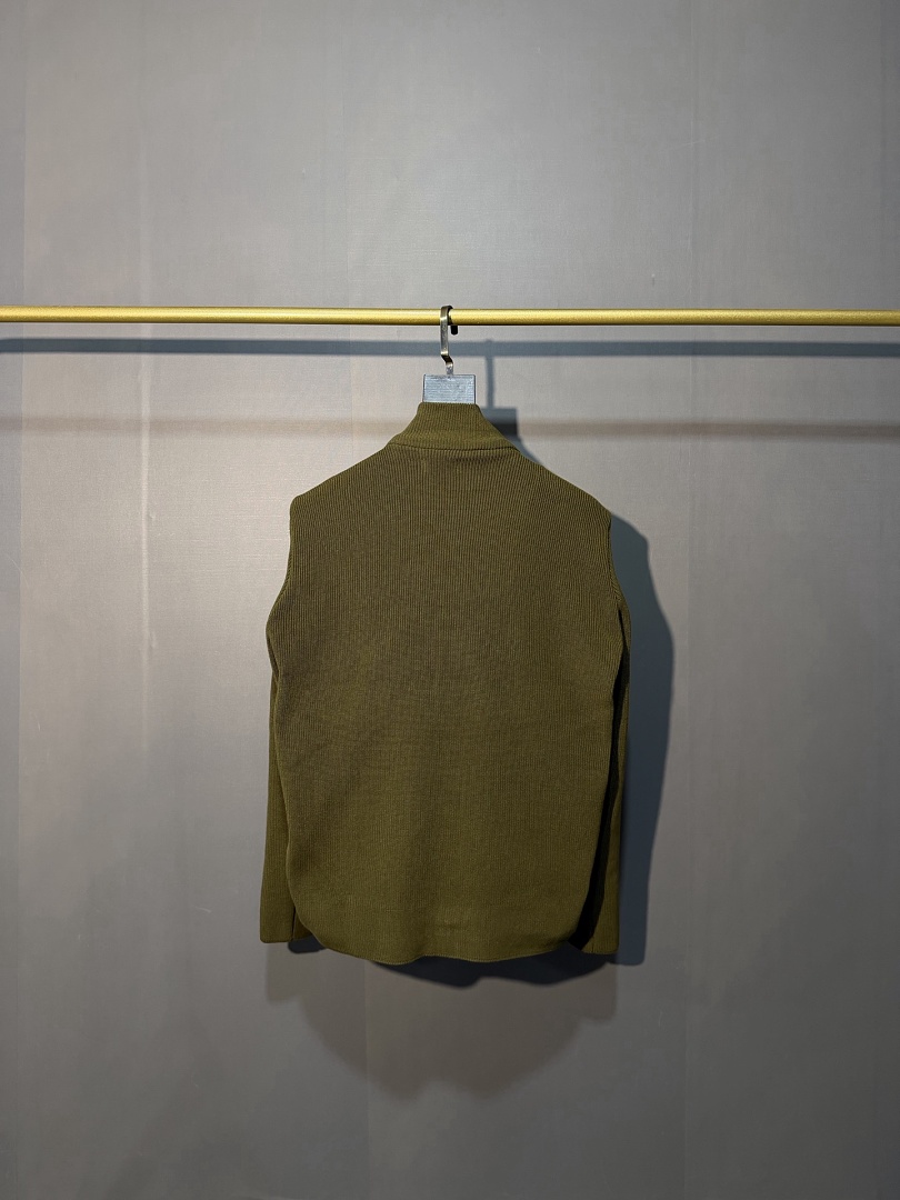 Moncler Padded Wool Zip-Up Cardigan · ZT14044 — תמונה 8