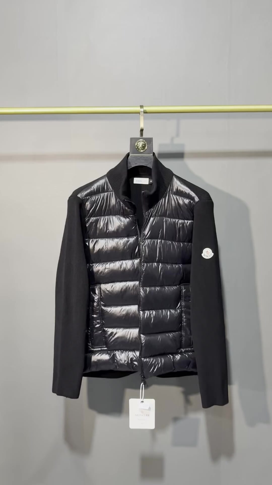 Moncler Padded Wool Zip-Up Cardigan · ZT14044 — תמונה 2