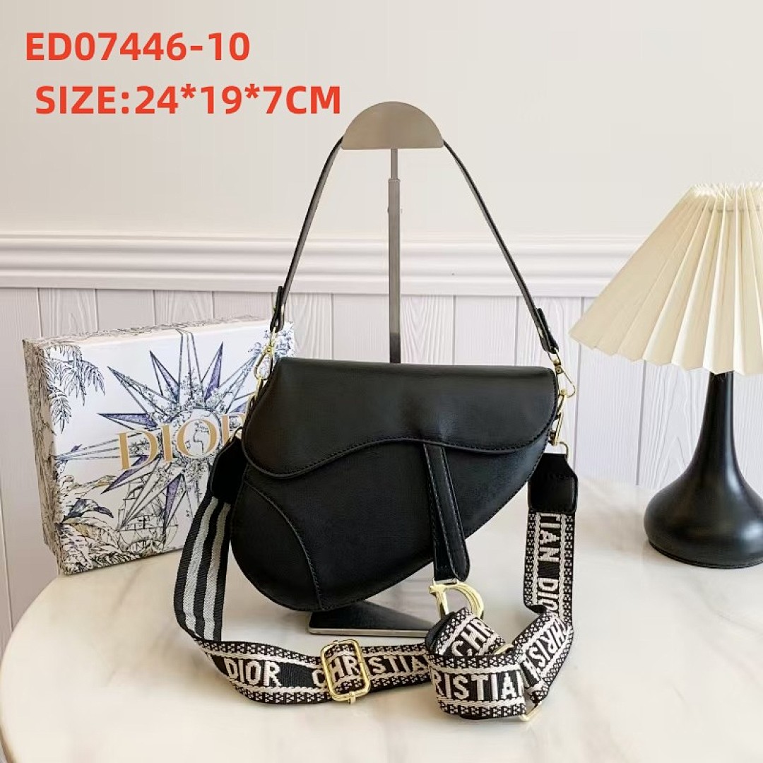 dior ED07446 M0NB5QUET4