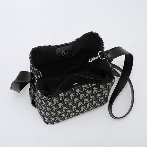 DIOR  HE7903