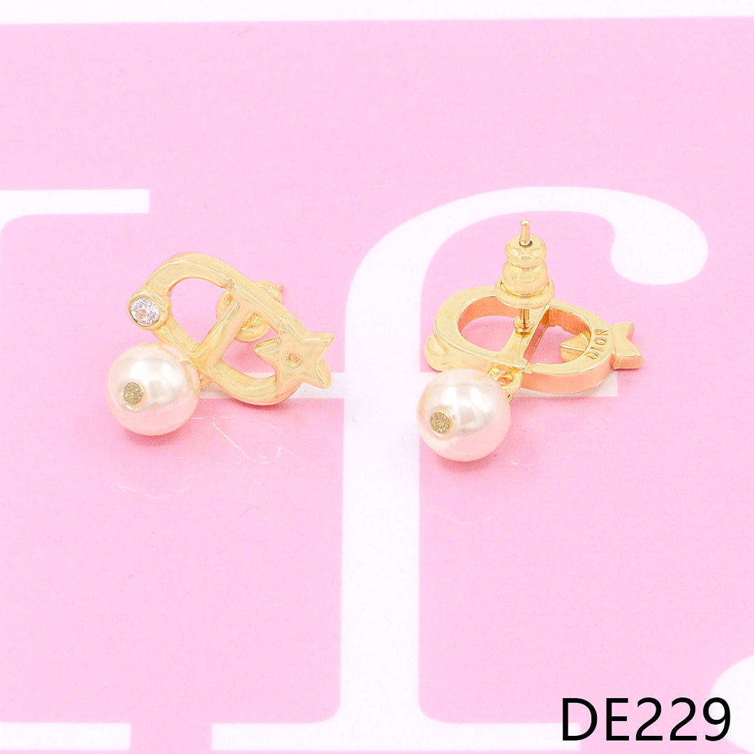 DE20  15$ Dior — תמונה 5