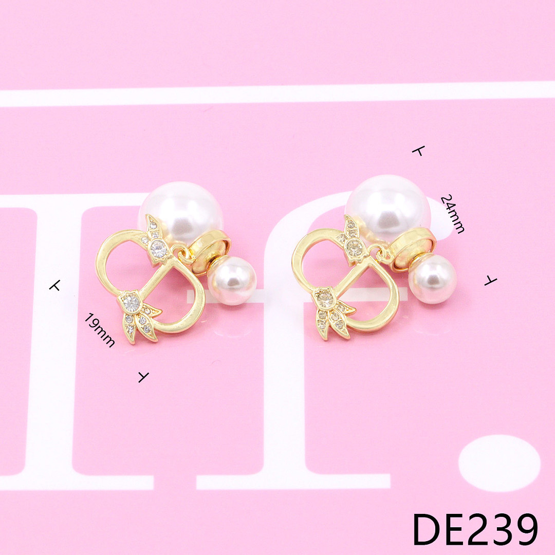 DE20  15$ Dior — תמונה 24