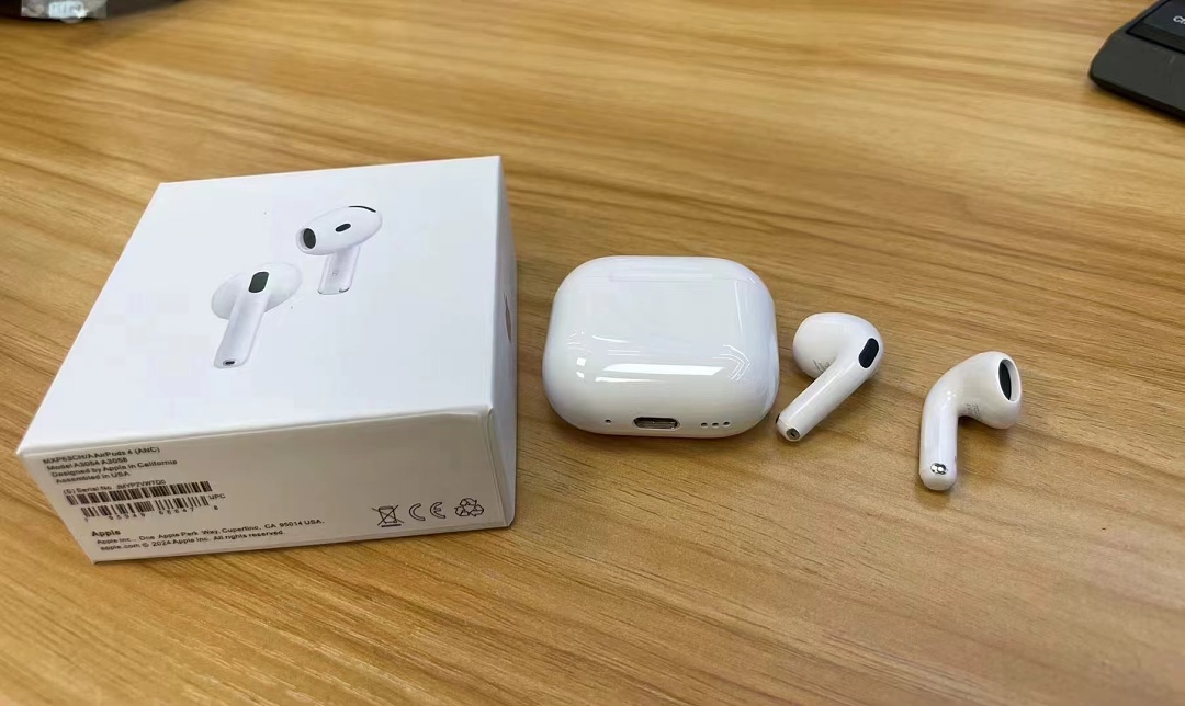Apple AirPods 4 · ZT14134 — תמונה 13
