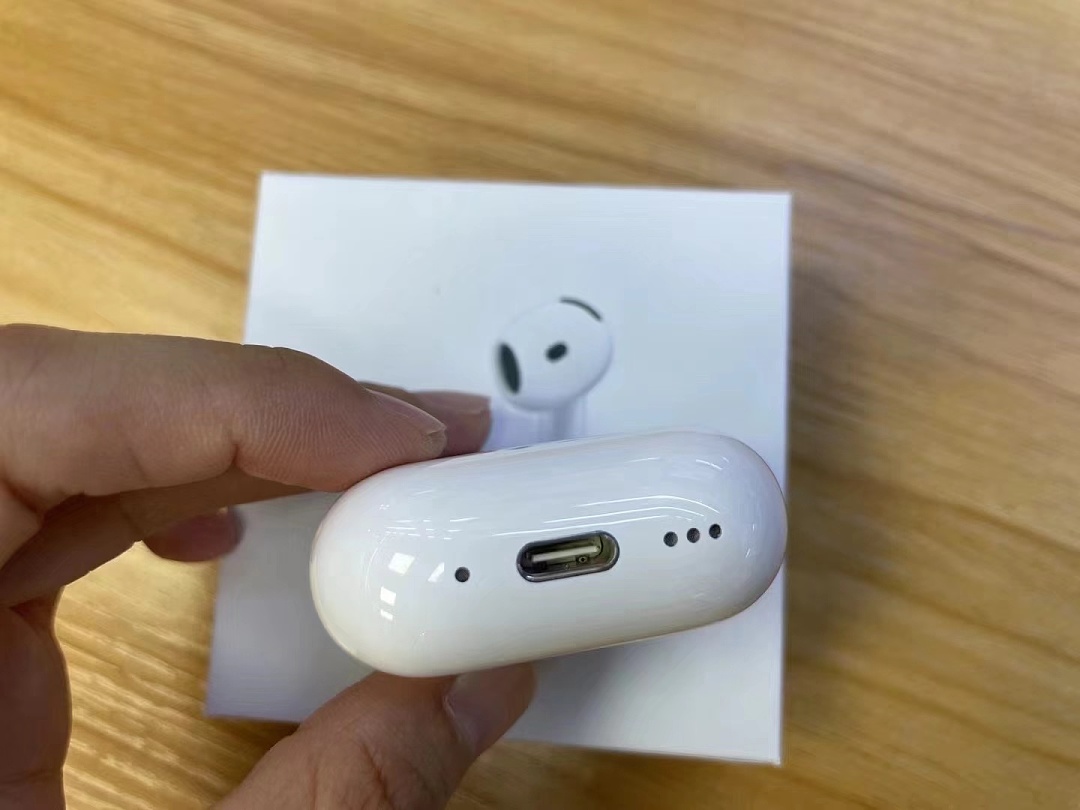 Apple AirPods 4 · ZT14134 — תמונה 14