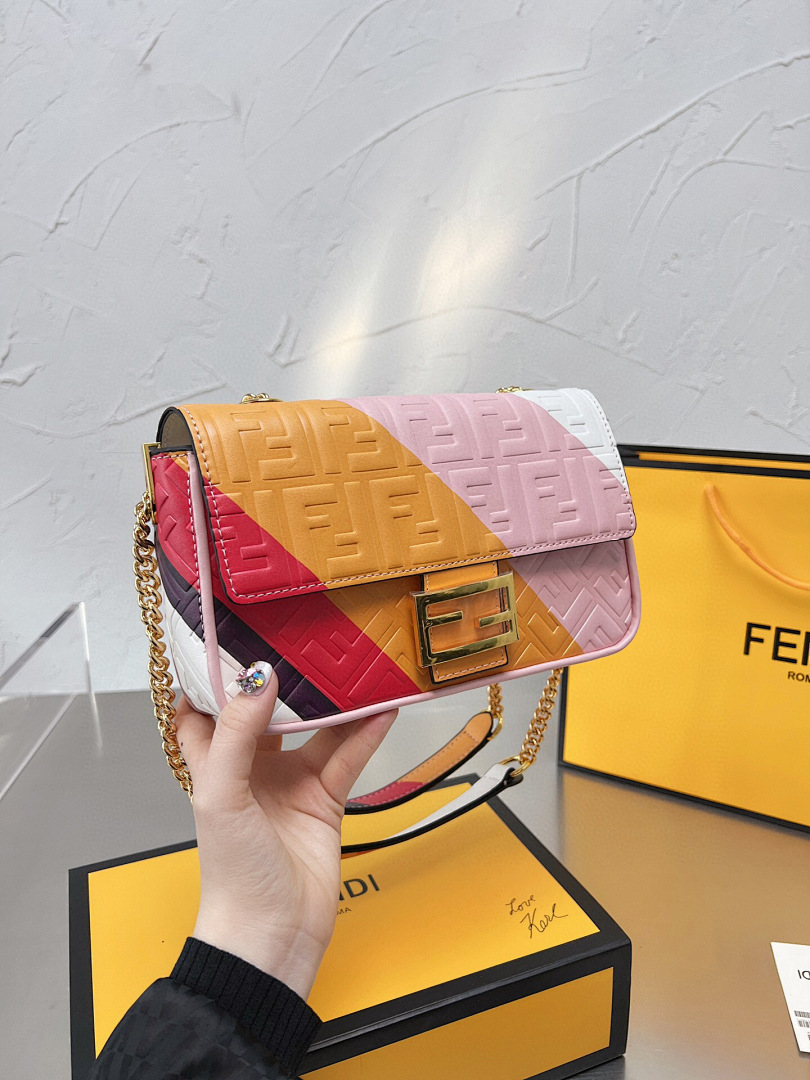 FENDI HE2996