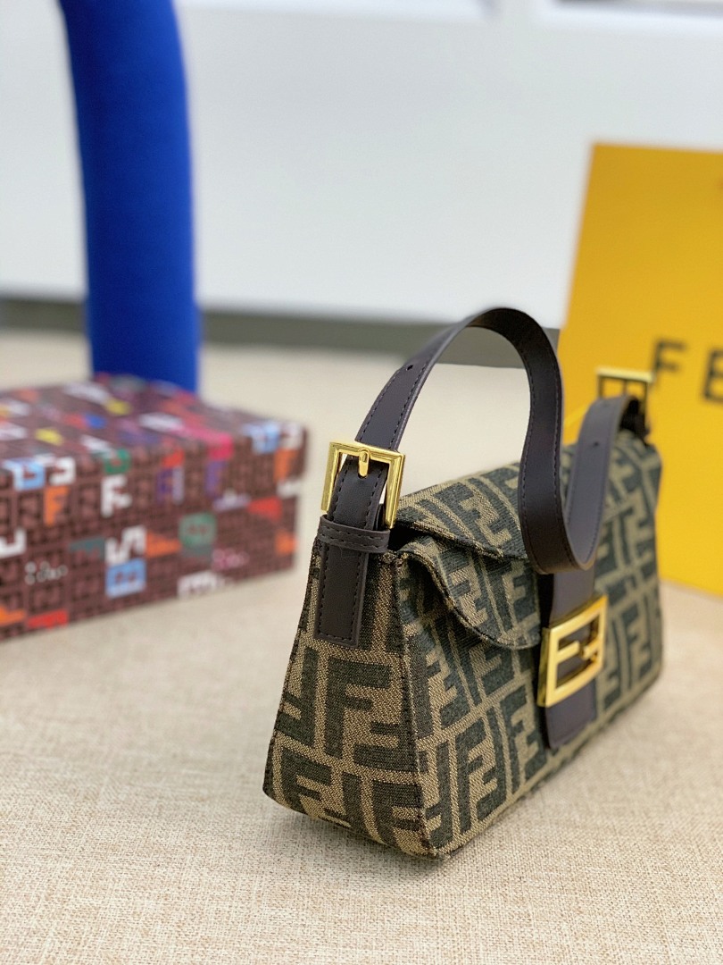 Fendi HE6664