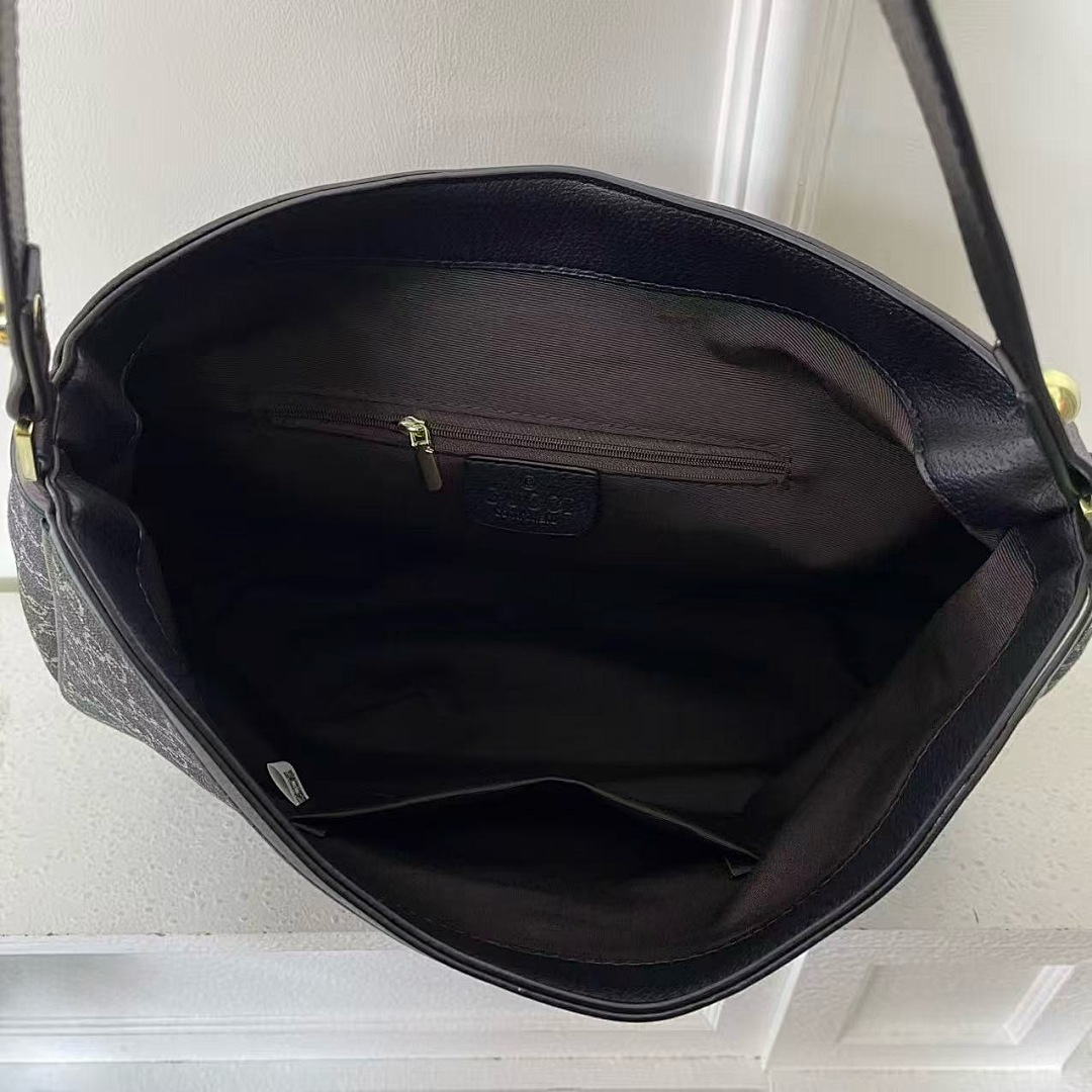 gucci EG69735
