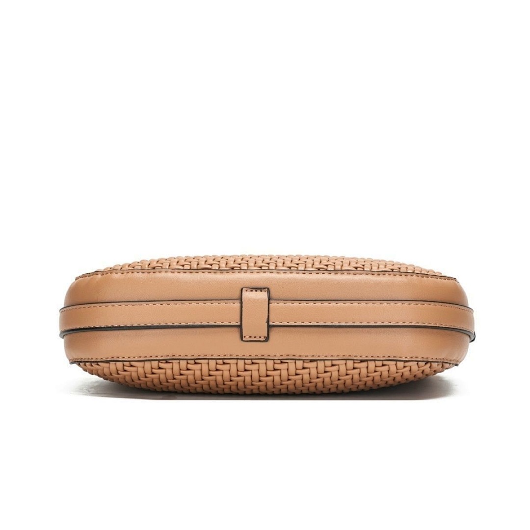 guess AG45682