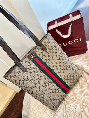 GUCCI HE8236