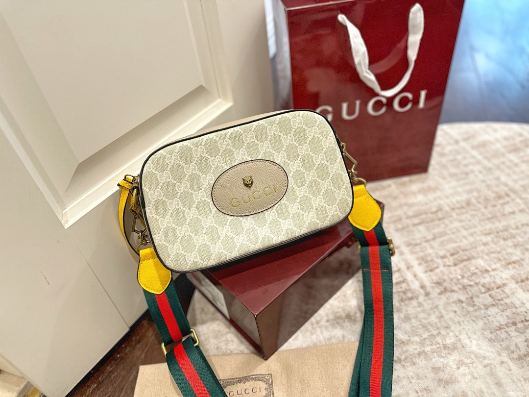 GUCCI HE8272