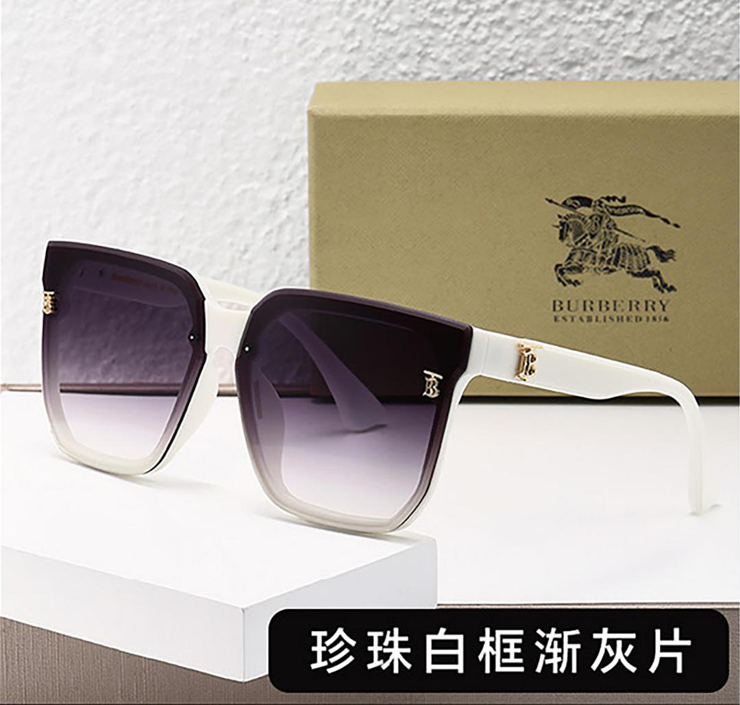 Burberry Icon Stripe · ZT13831 — תמונה 2