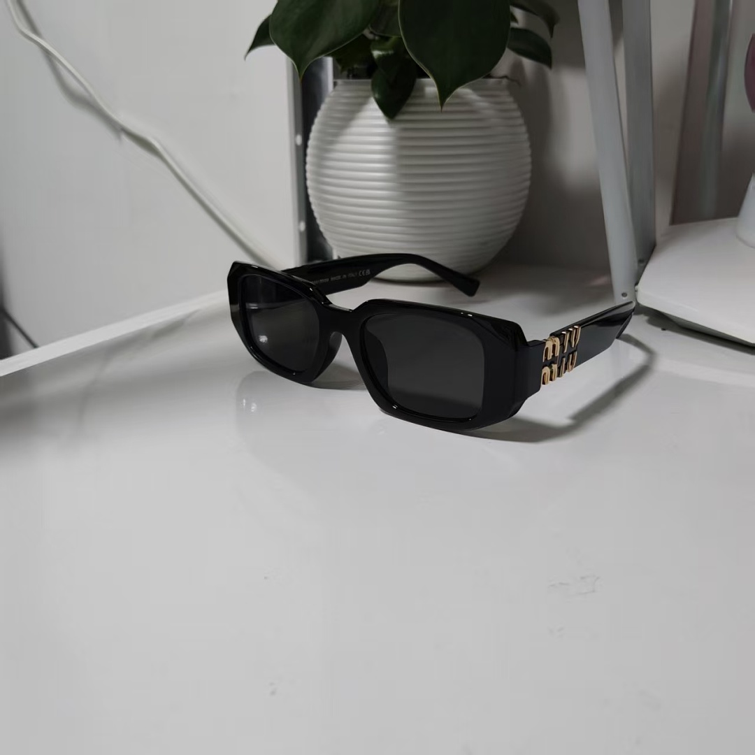 MIUMIU ZT13104