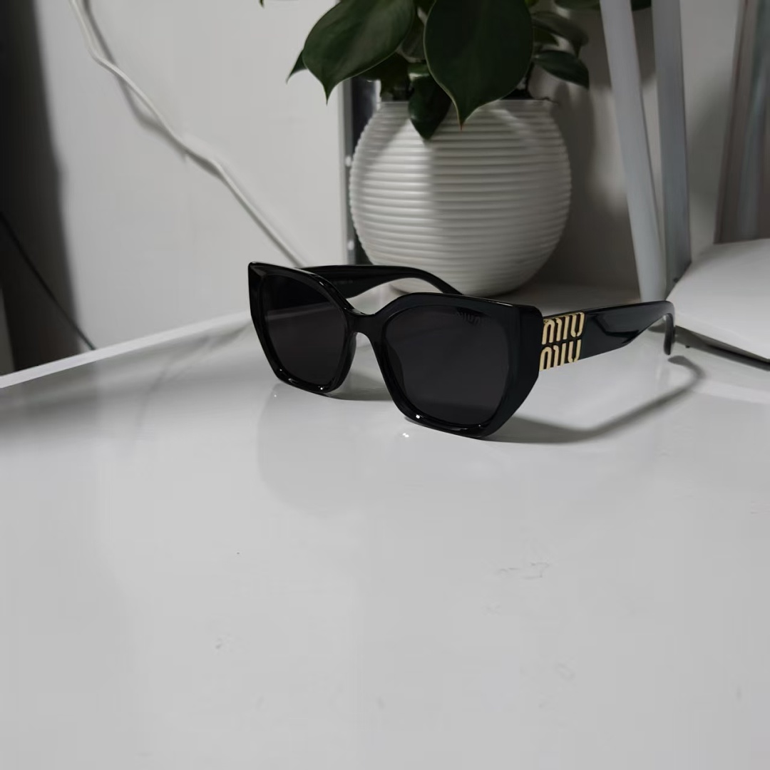 MIUMIU ZT13105