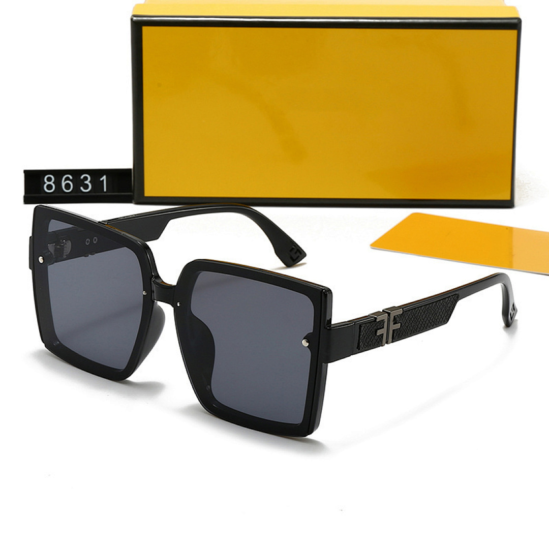 -Fendi  HE7873