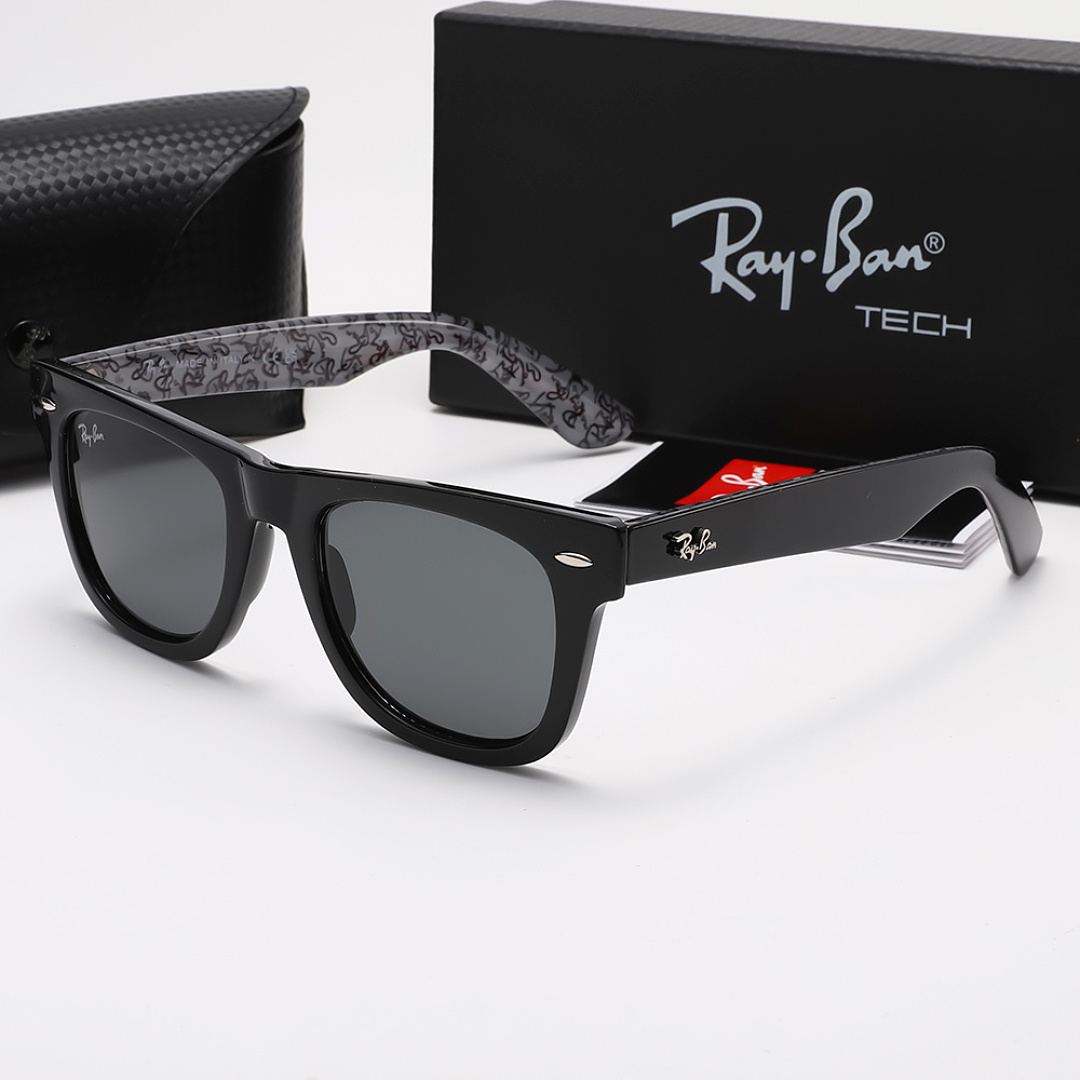 Ray-Ban Wayfarer · ZT13821