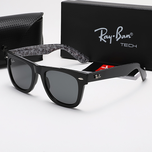 Ray-Ban Wayfarer · ZT13821