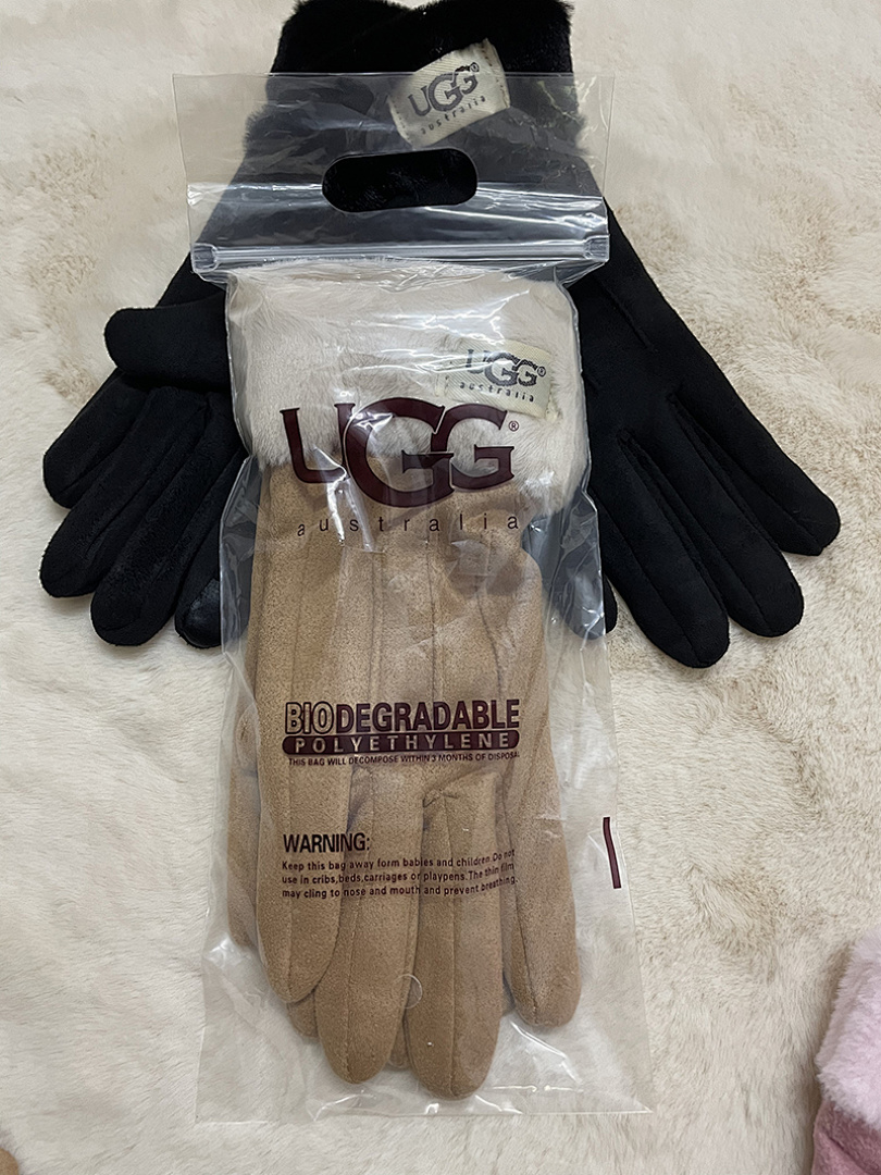 UGG Turn Cuff Glove · A581 — תמונה 11
