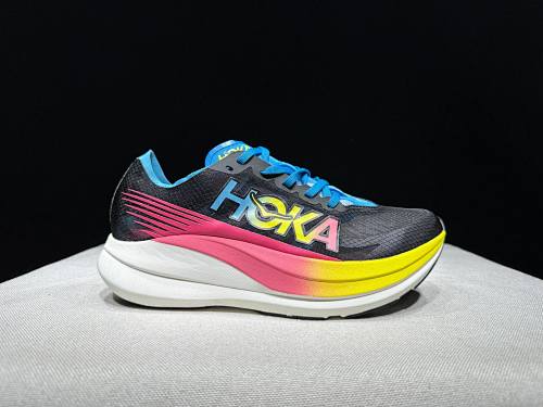 Hoka HE8026