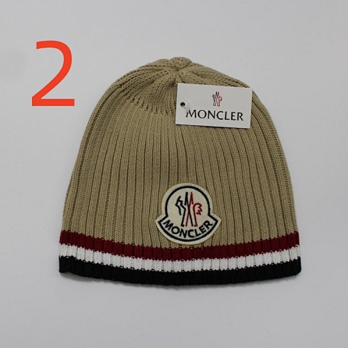 MONCLER HE8070
