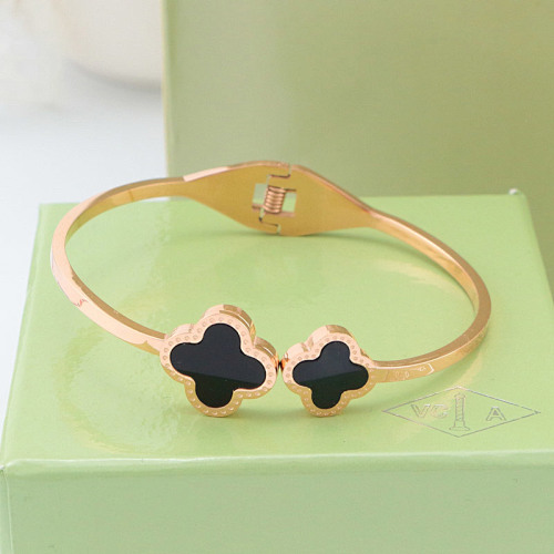 Van Cleef & Arpels HE7782
