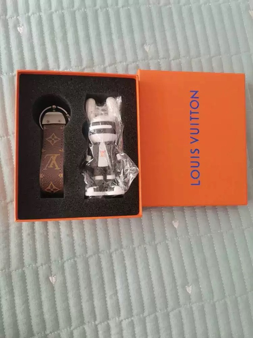 lv WL95732