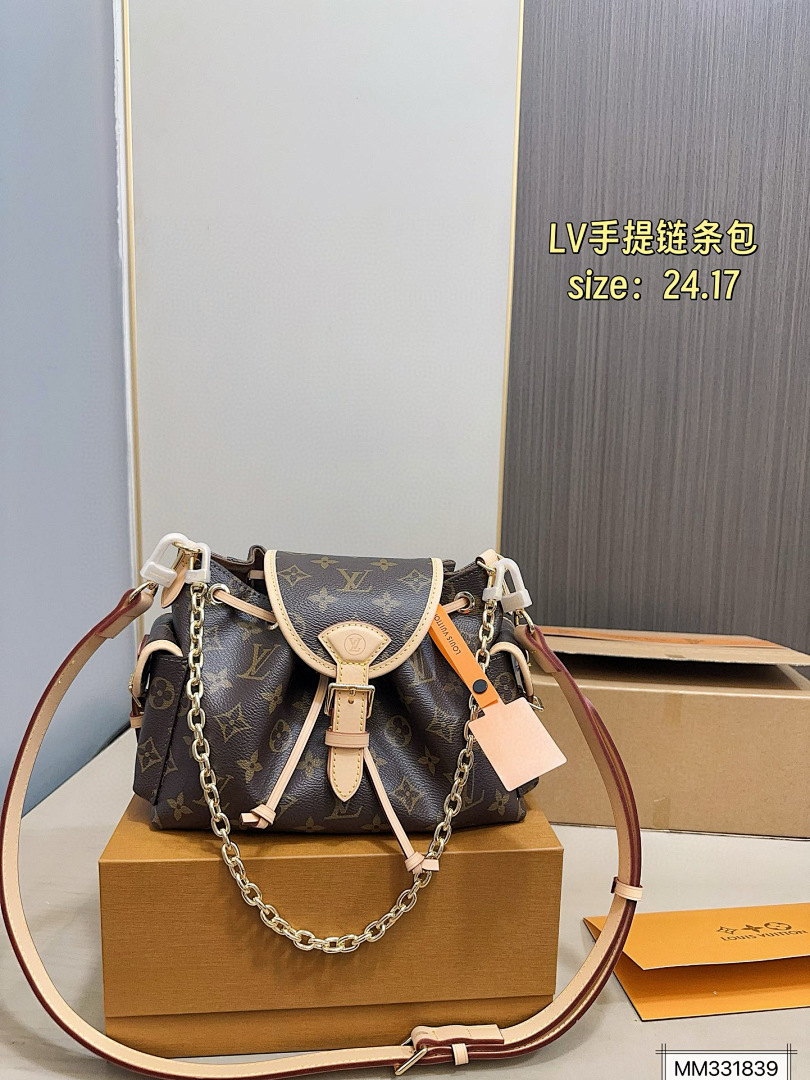 LV ZT11493