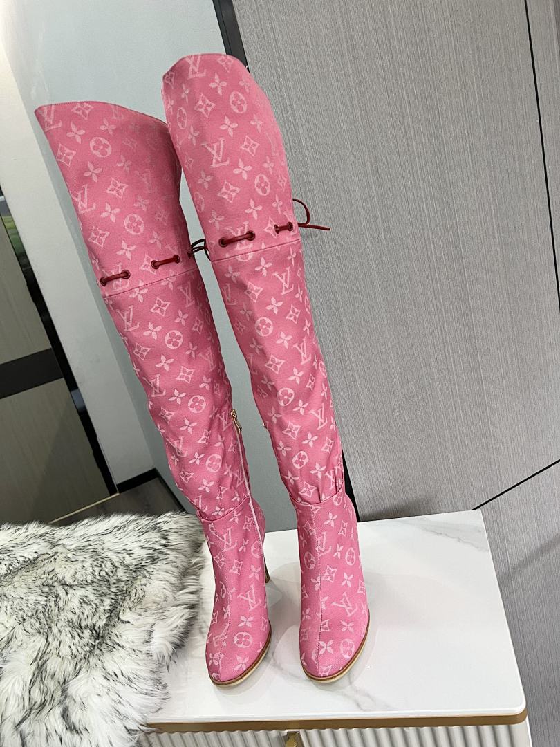 LV ZT10726