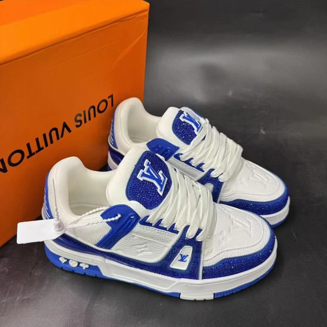 LV  HE8135