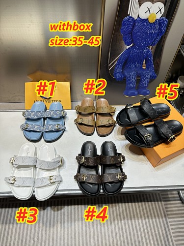 Louis Vuitton — סנדלים וכפכפים · 4627