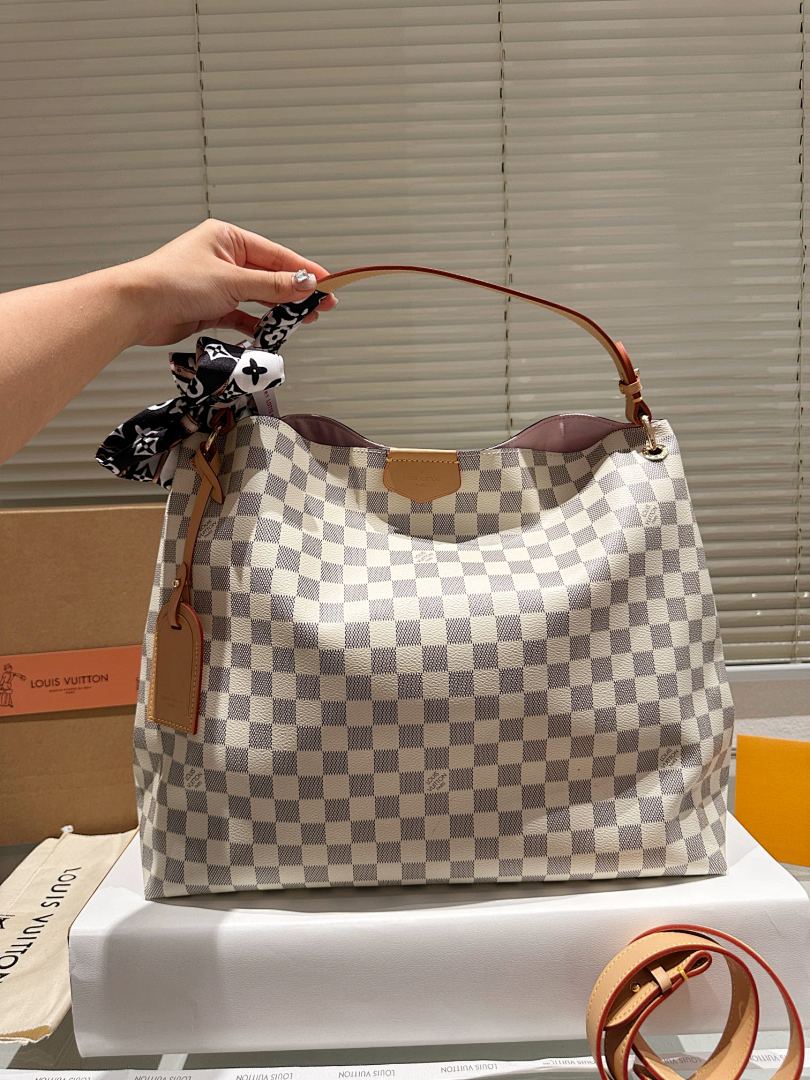Louis Vuitton Graceful · 5557 — תמונה 20