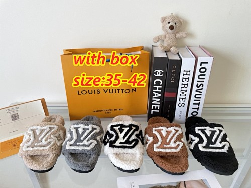 Louis Vuitton — כפכפים · 4804