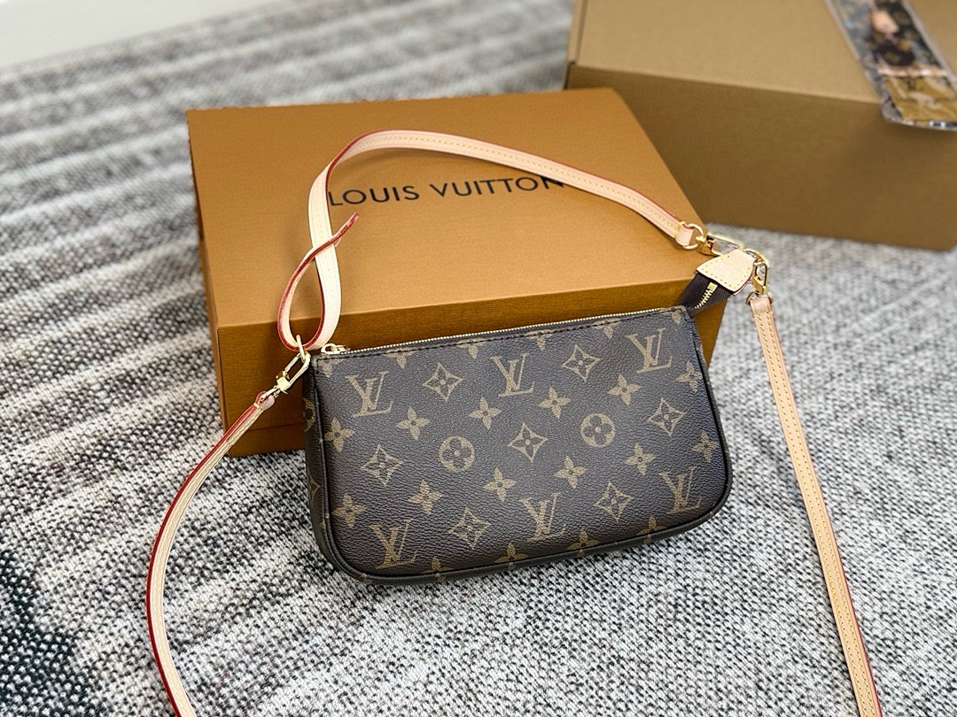 Louis Vuitton Pochette Accessoires · 5799 — תמונה 4