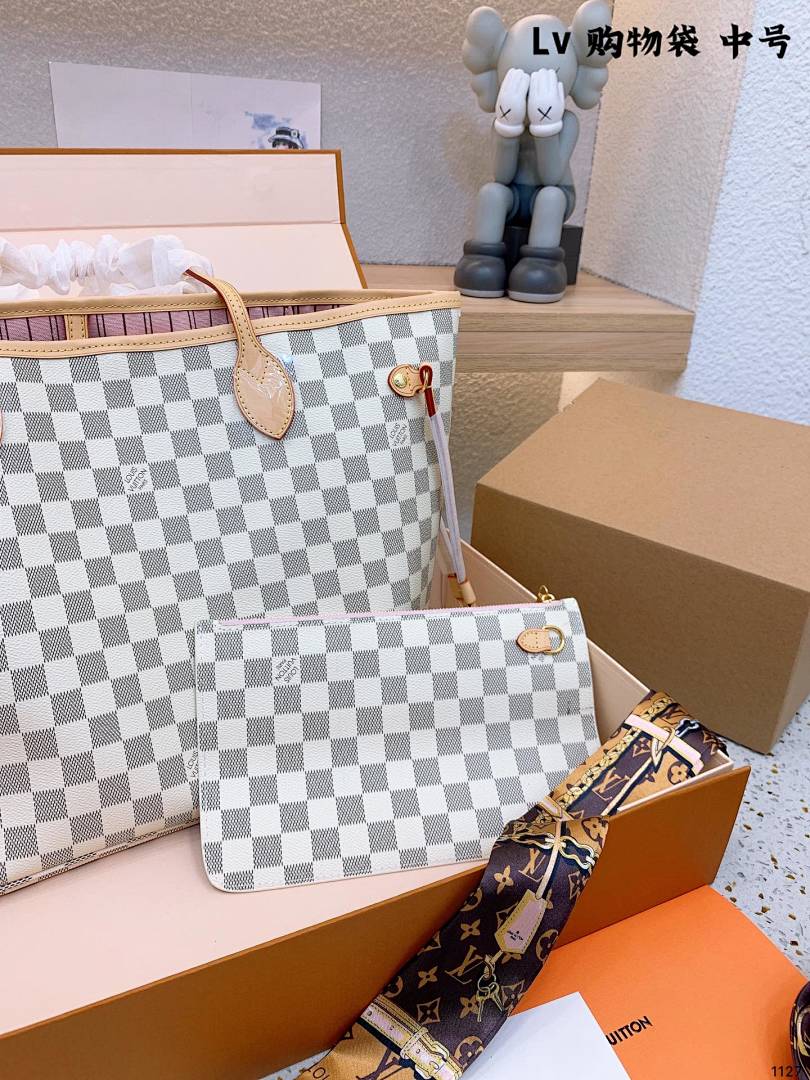 Louis Vuitton Neverfull MM · 4661 — תמונה 21