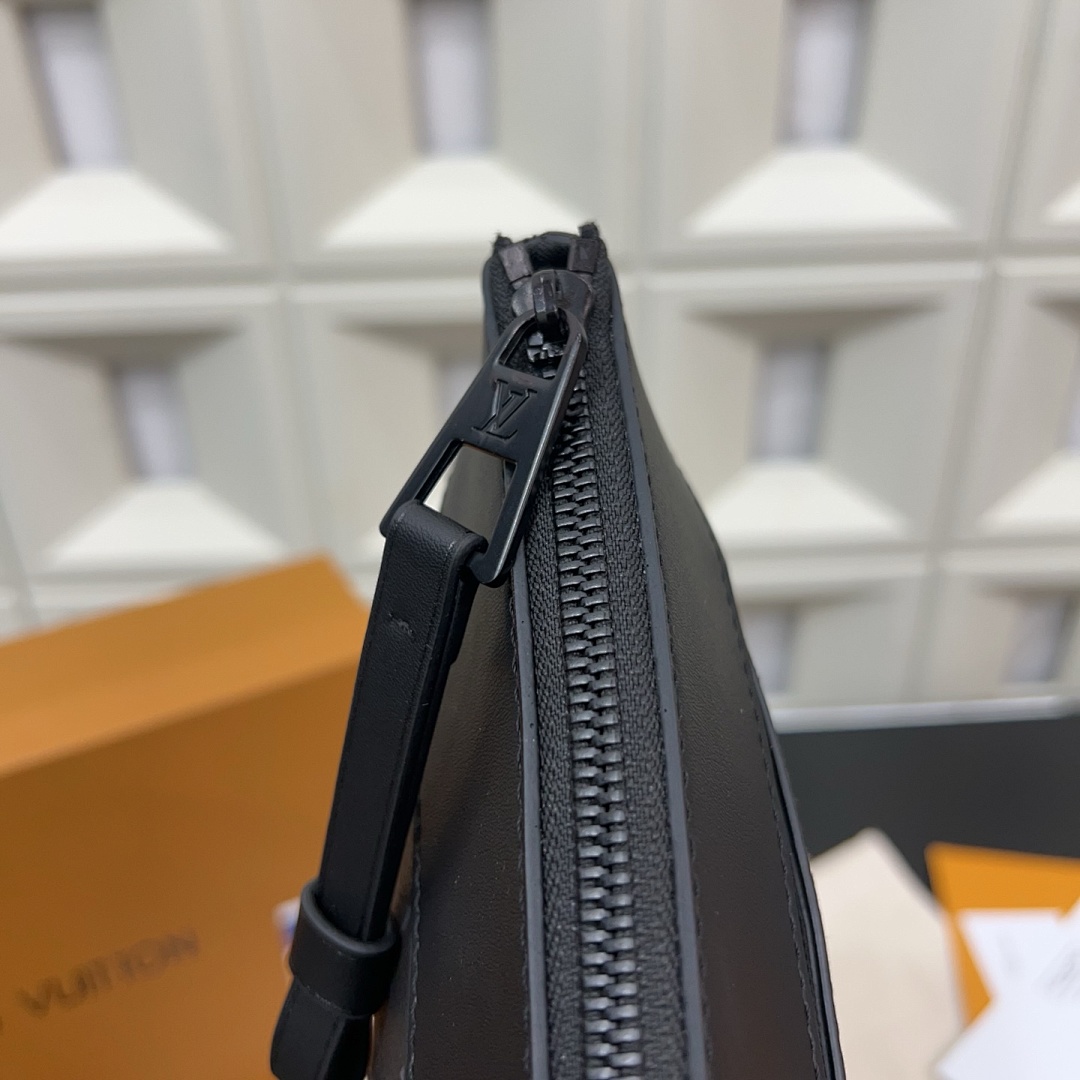 Louis Vuitton To-Go Pochette · 6098 — תמונה 8