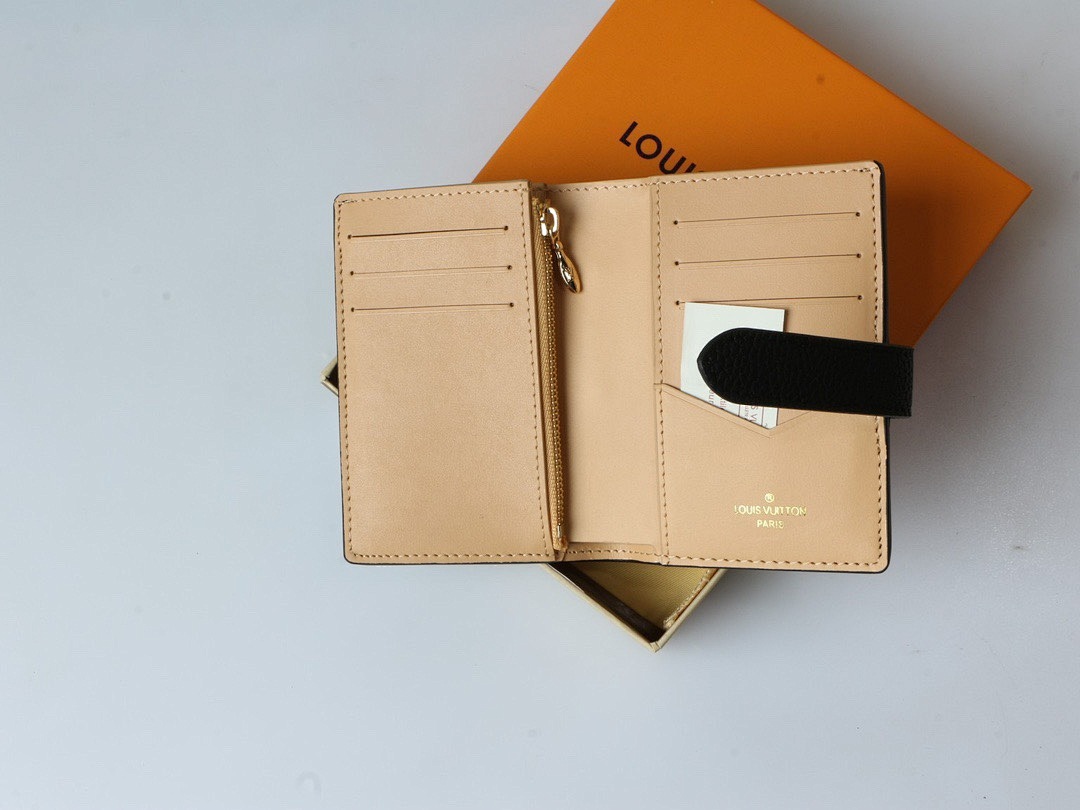 Louis Vuitton Capucines Vertical Compact Wallet · 5854 — תמונה 12