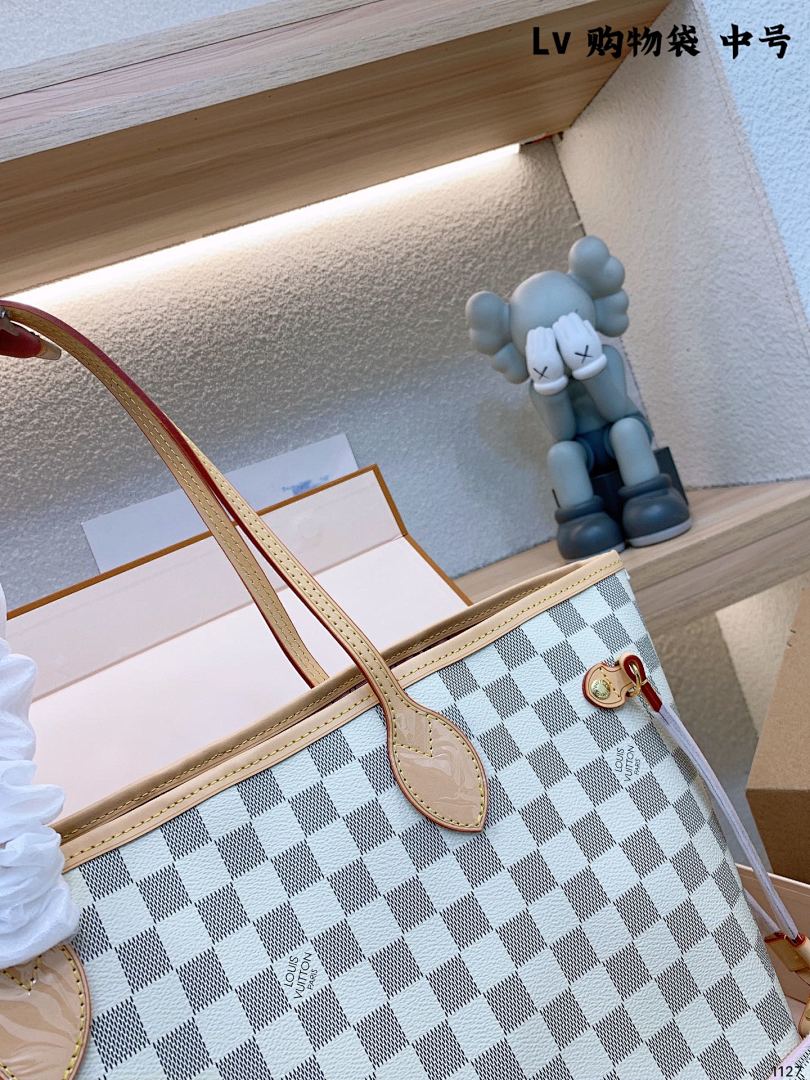 Louis Vuitton Neverfull MM · 4661 — תמונה 20