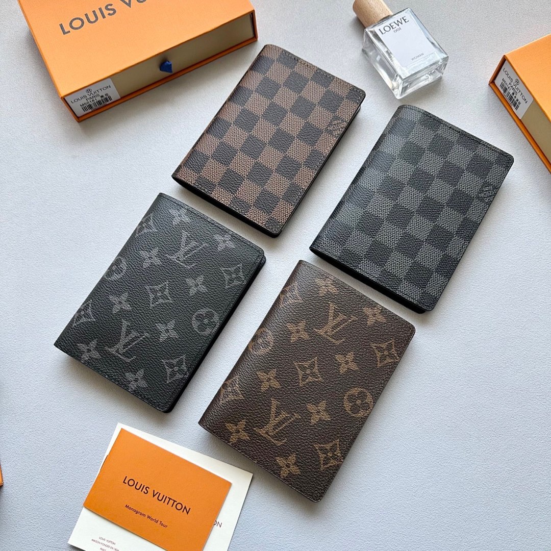 Louis Vuitton Passport Cover · 6084 — תמונה 3