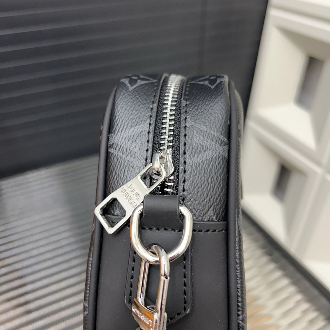 Louis Vuitton Kasai Clutch · 6081 — תמונה 4