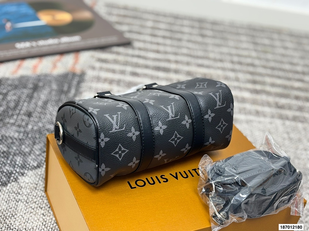 Louis Vuitton Nano Speedy Monogram Eclipse · 5852 — תמונה 8