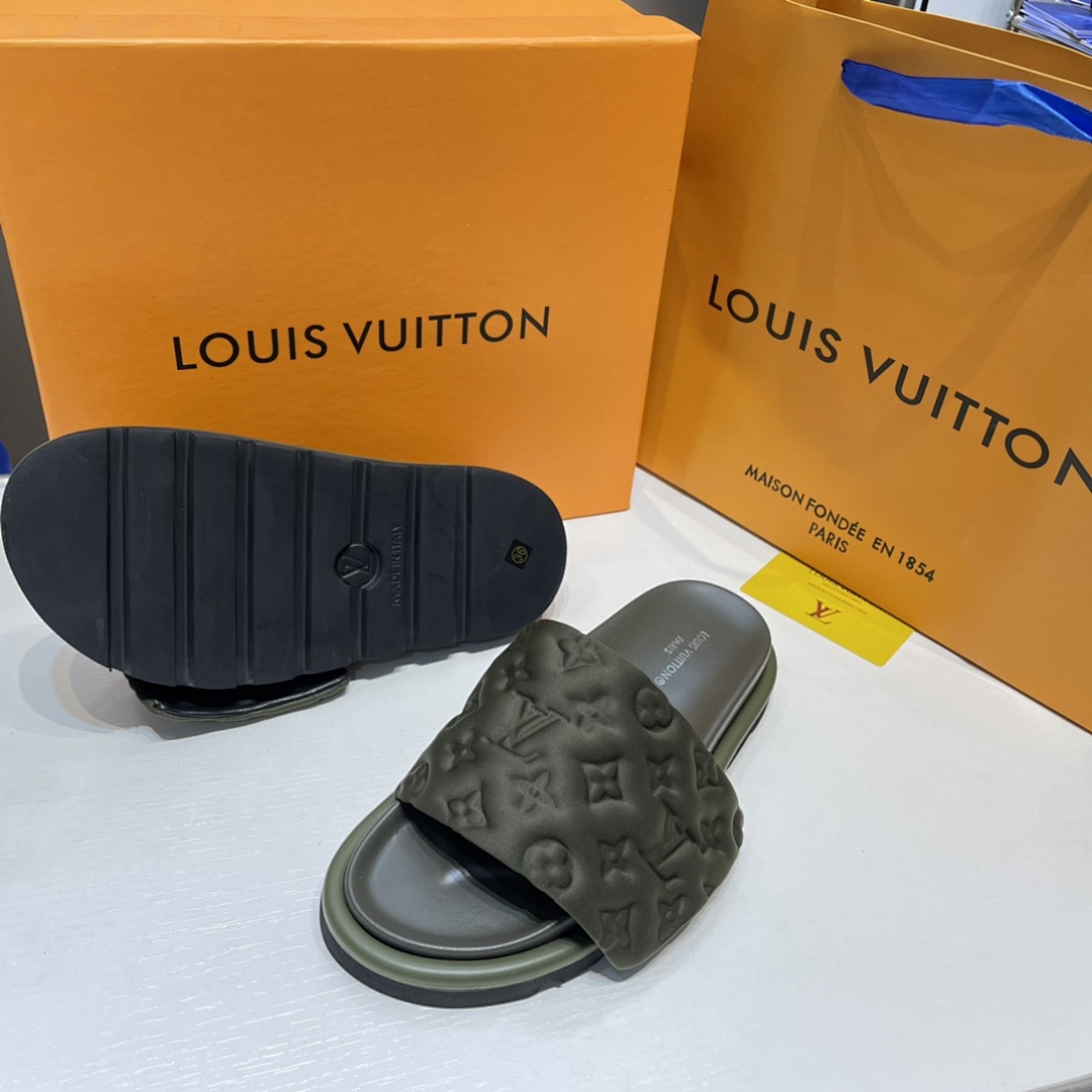 Louis Vuitton Pool Pillow Flat Comfort Mule · 4648 — תמונה 5