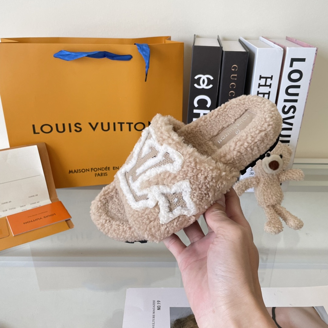 Louis Vuitton — כפכפים · 4804 — תמונה 22