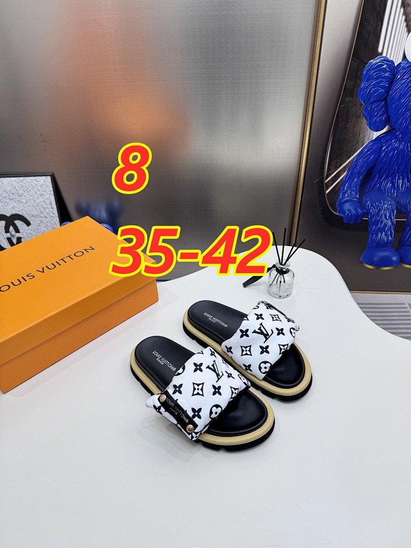 Louis Vuitton Padded Slides · 5295 — תמונה 10